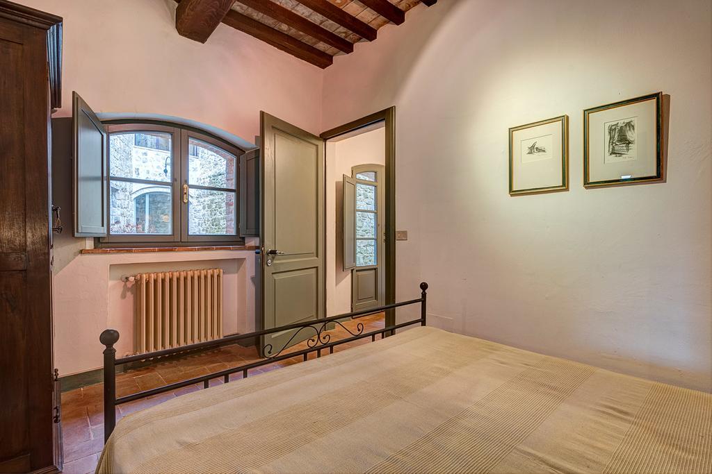 Residence Castello Di Orgiale Castelnuovo Berardenga Bagian luar foto
